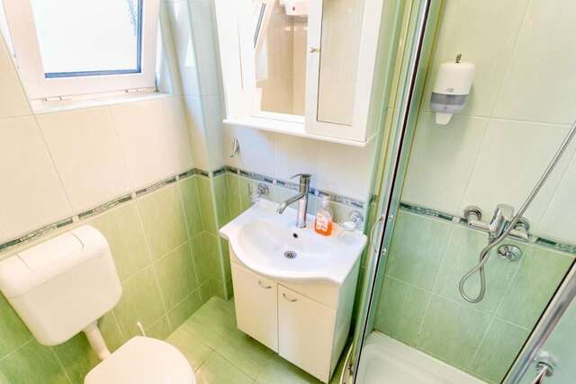 Гостевой дом Lalovic apartmani-Lobelia Херцег-Нови-17