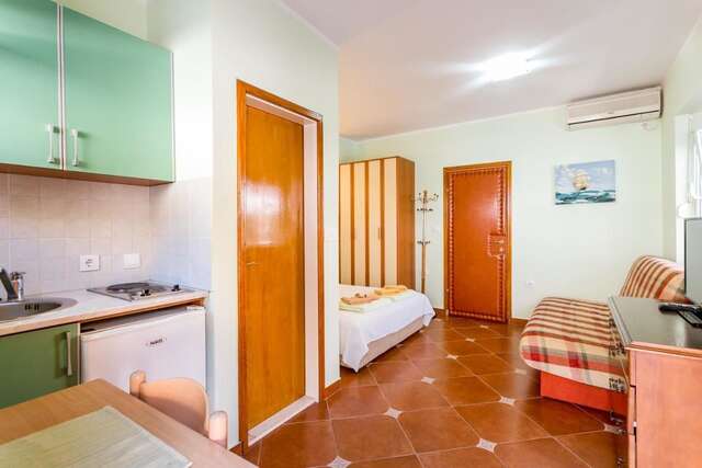 Гостевой дом Lalovic apartmani-Lobelia Херцег-Нови-19
